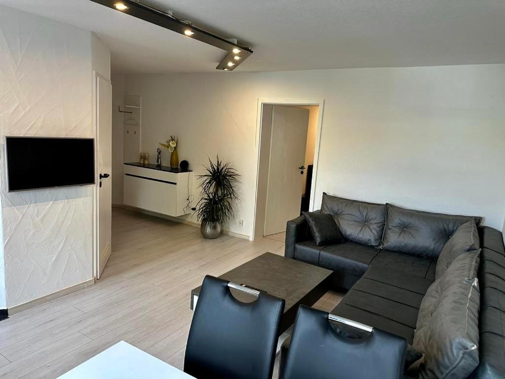 Flexible, Schoene Und Gut Aussehende Feriensuite Reutlingen Extérieur photo